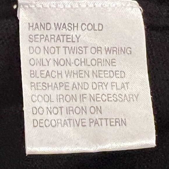 SAG HARBOR women black beaded cardigan/top size S - Picture 6 of 6